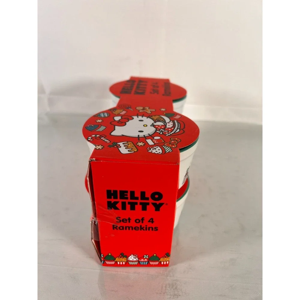 Set Of 4 Hello Kitty Ceramic RAMEKINS Souffle Dish CHRISTMAS TREE Holiday‎ NEW